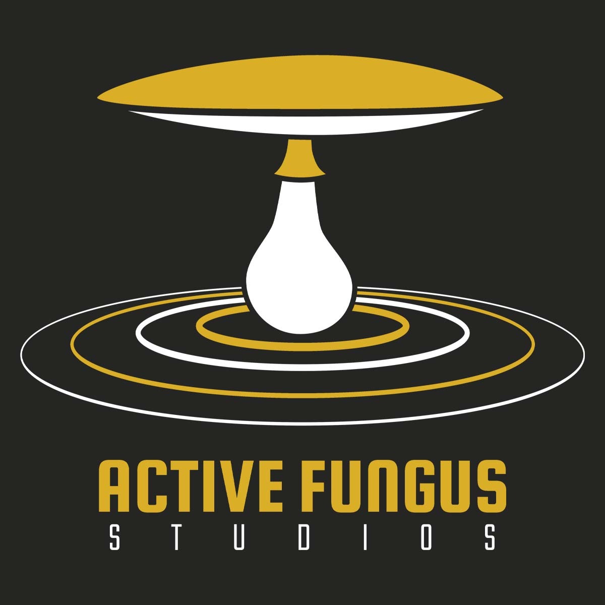 Logo mit einem stilisierten gold-weißen Pilz in Tropfenform auf schwarzem Hintergrund, darunter der Text „Active Fungus Studios“.