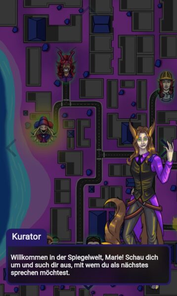 Spielkarte mit Straßen und Figurenporträts. Eine Figur mit Hörnern, Anzug und grün leuchtenden Augen (Kurator) begrüßt die Spielerin Marie in der „Spiegelwelt“ und erklärt, dass sie eine Person zum Sprechen auswählen soll.