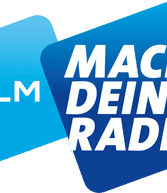 Logo der BLM mit den Buchstaben 'BLM' in weißer Schrift auf hellblauem Hintergrund und dem Slogan 'MACH DEIN RADIO' in weißer Schrift auf blauem Hintergrund.